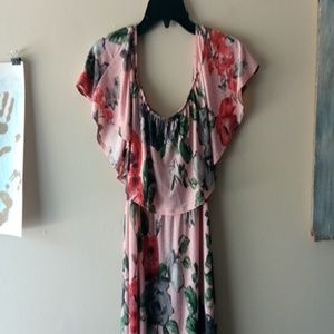 Off shoulder floral floor length maxi dress!!